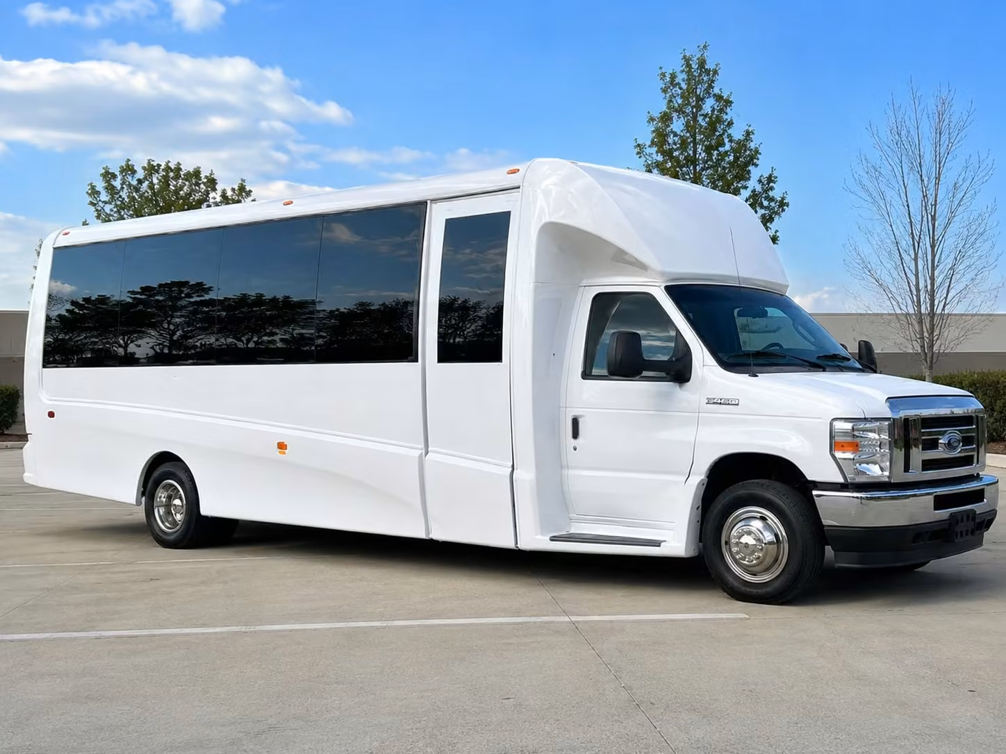 minibus rentals for new haven youth sports teams and club athletics