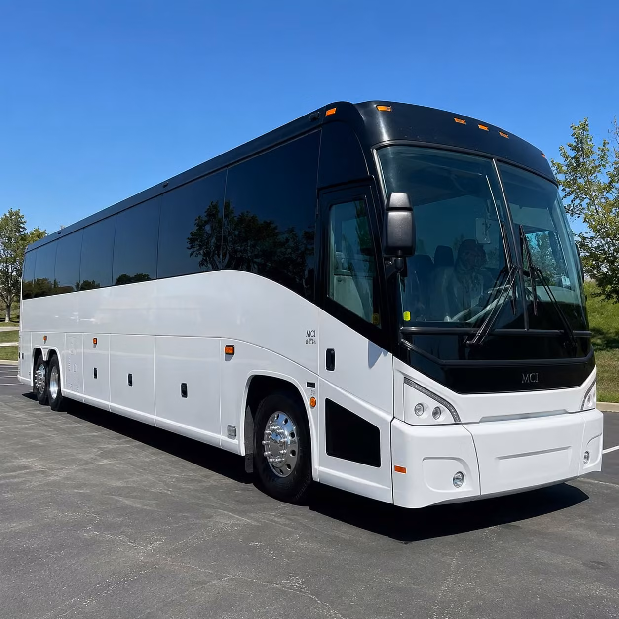 shuttle bus services between new haven s major employment hubs